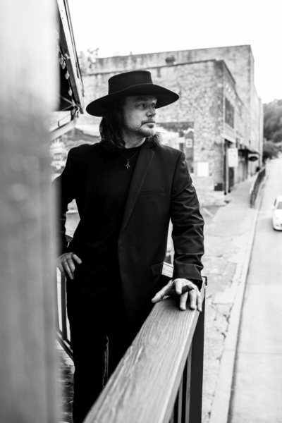 Dane Mulligan: Modern blues/rock guitarist